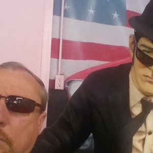 Meet your Posher, Bill